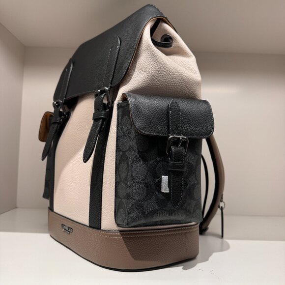 COACH Hudson Backpack In Colorblock With Signature Canvas CT835 - Picture 2 of 8